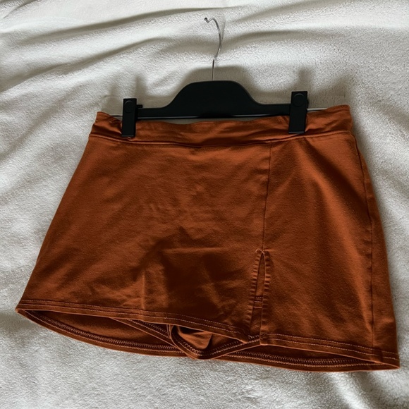 Urban Outfitters Women's Orange Skirt - Picture 5 of 6